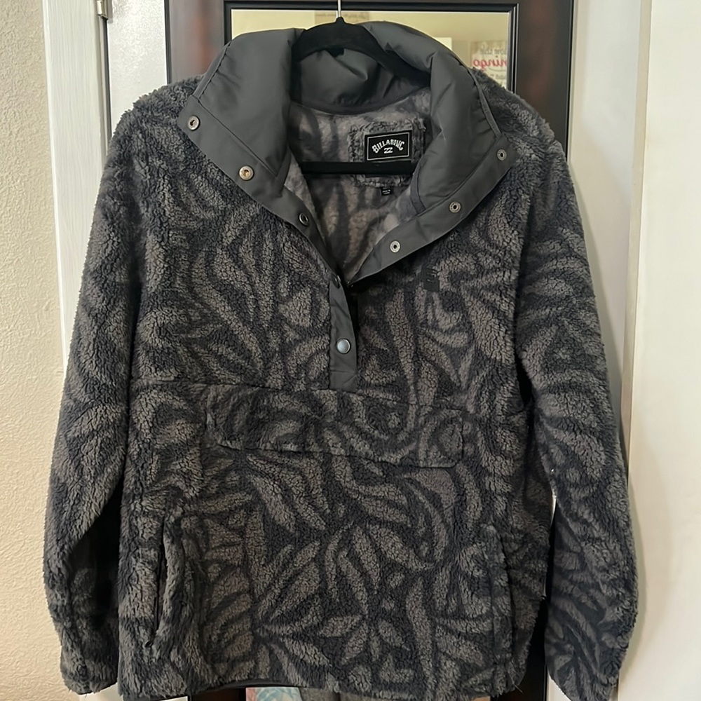 Billabong Adventure Division fleece jacket with front pockets